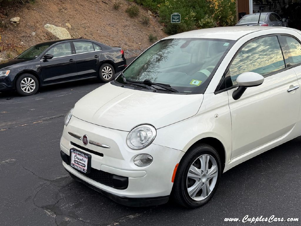2016 FIAT 500 Image 31