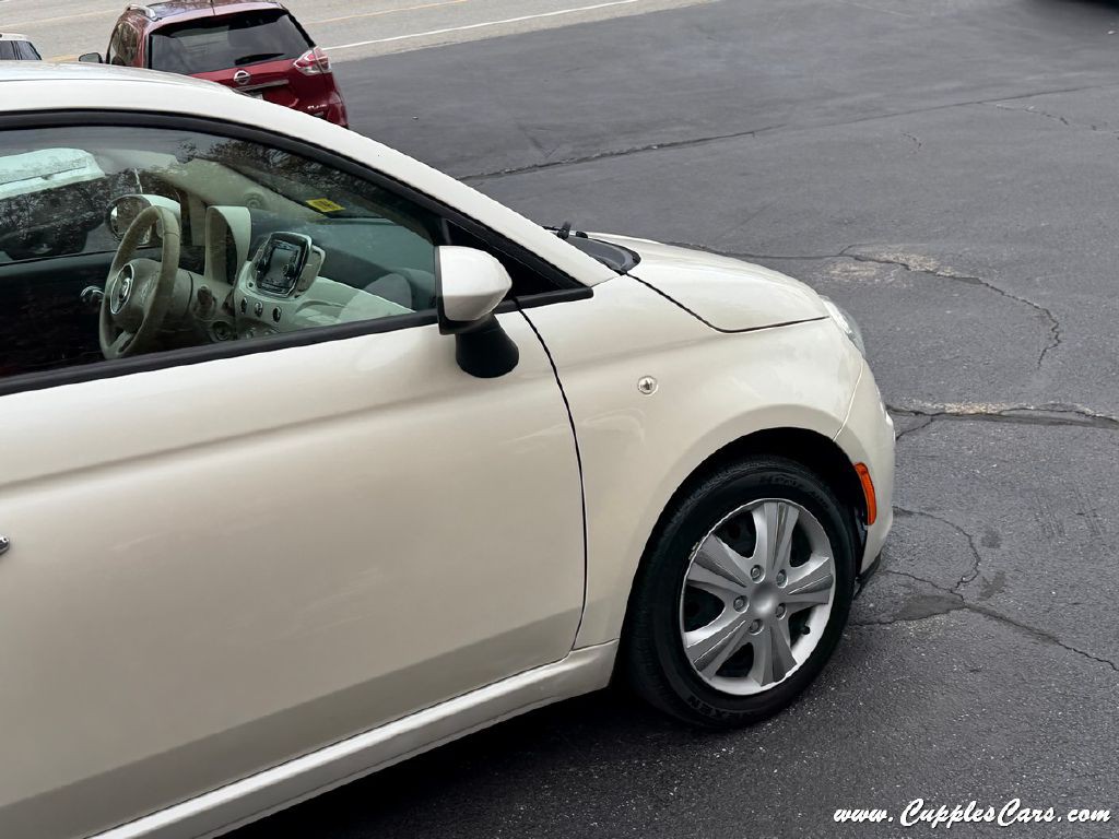 2016 FIAT 500 Image 37