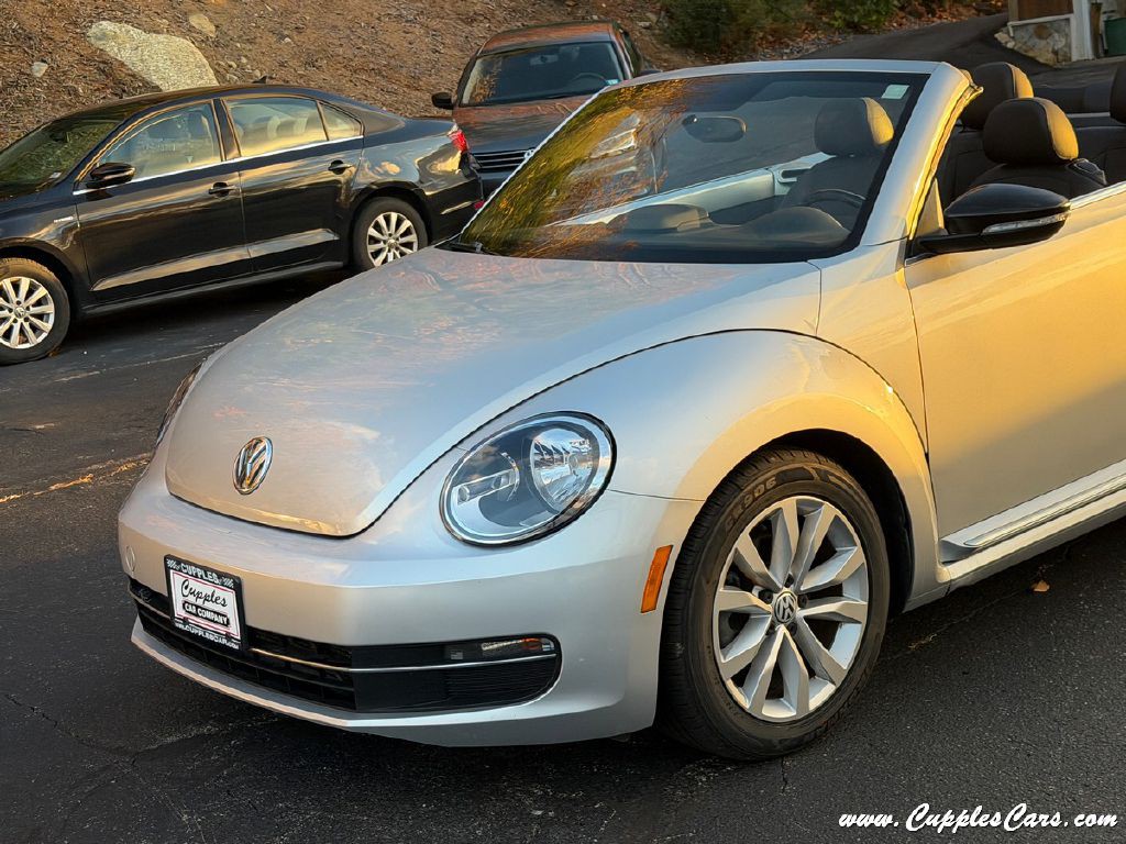 2015 Volkswagen Beetle Image 39