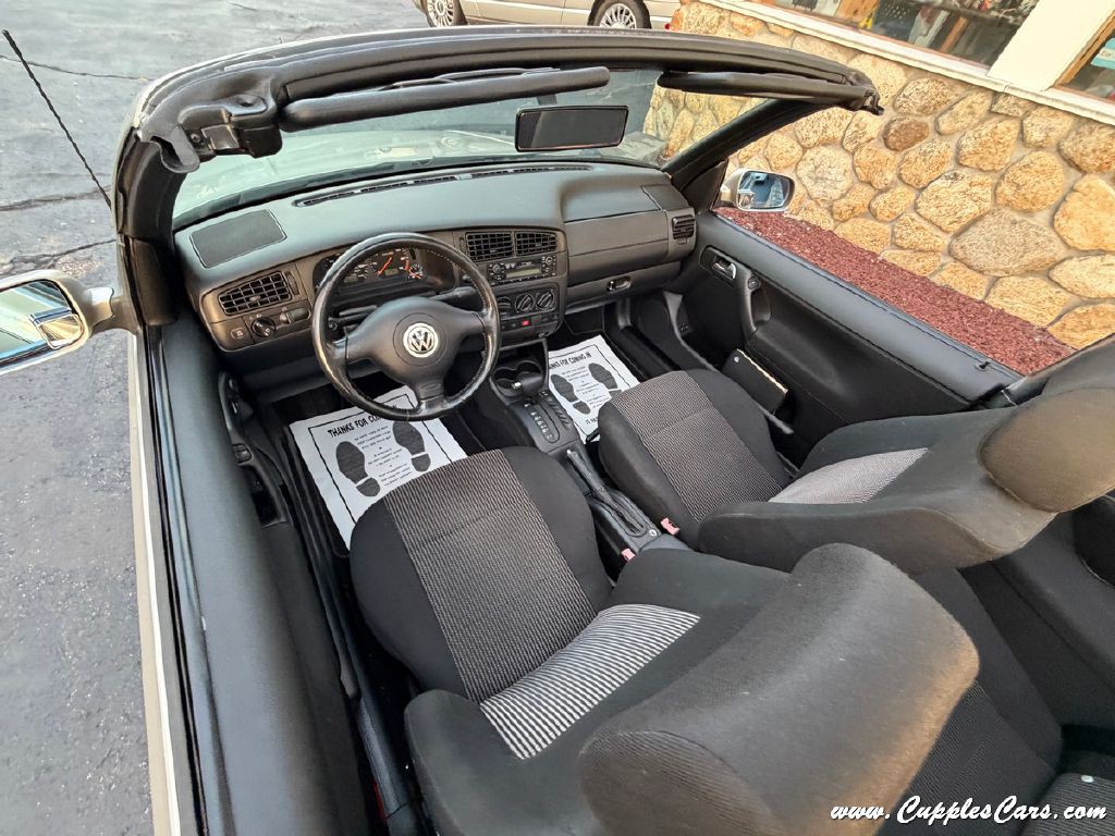 2001 Volkswagen Cabrio Image 22