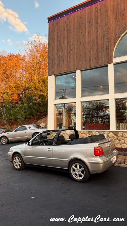 2001 Volkswagen Cabrio Image 32
