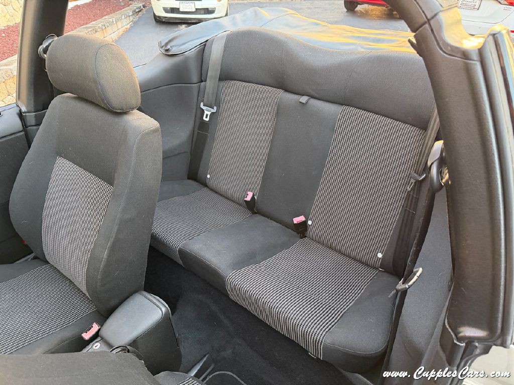2001 Volkswagen Cabrio Image 7