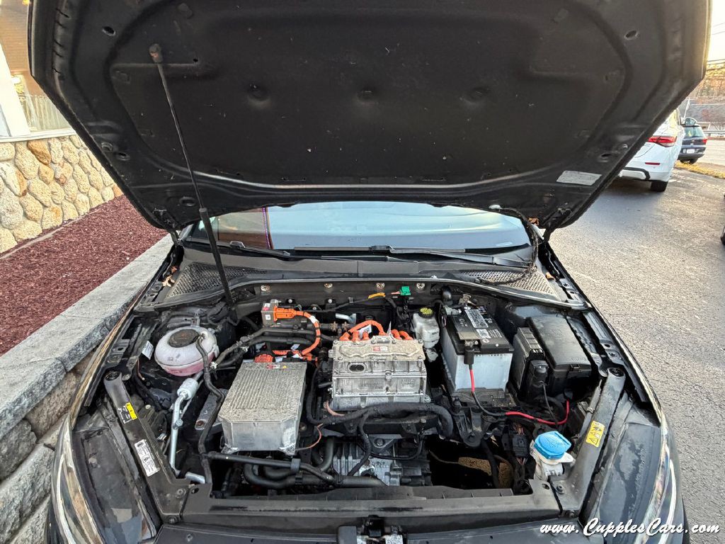 2019 Volkswagen Golf Image 14