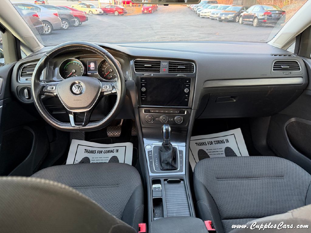 2019 Volkswagen Golf Image 15