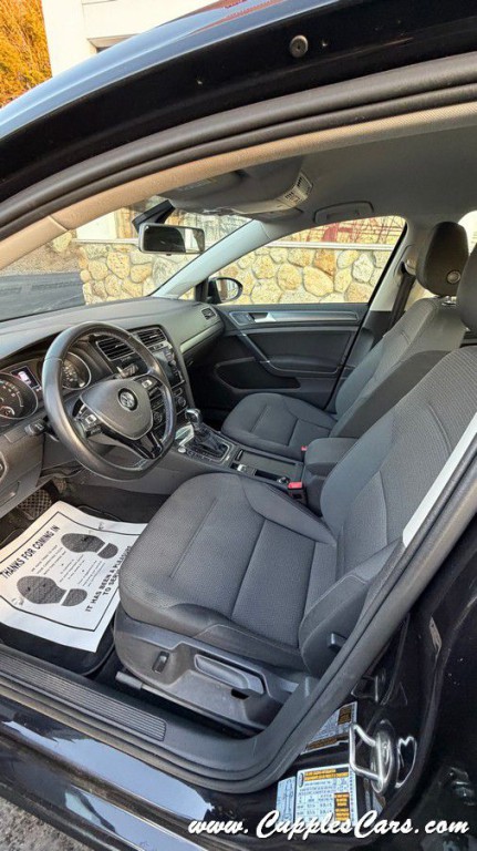 2019 Volkswagen Golf Image 28