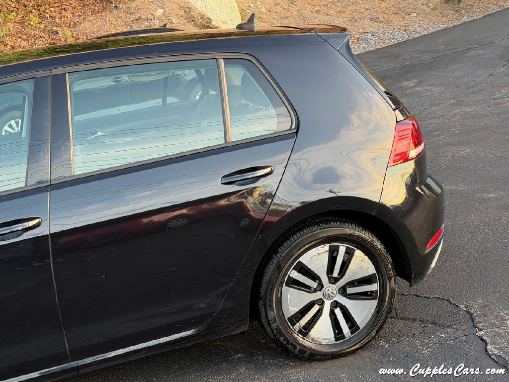 2019 Volkswagen Golf Image 34
