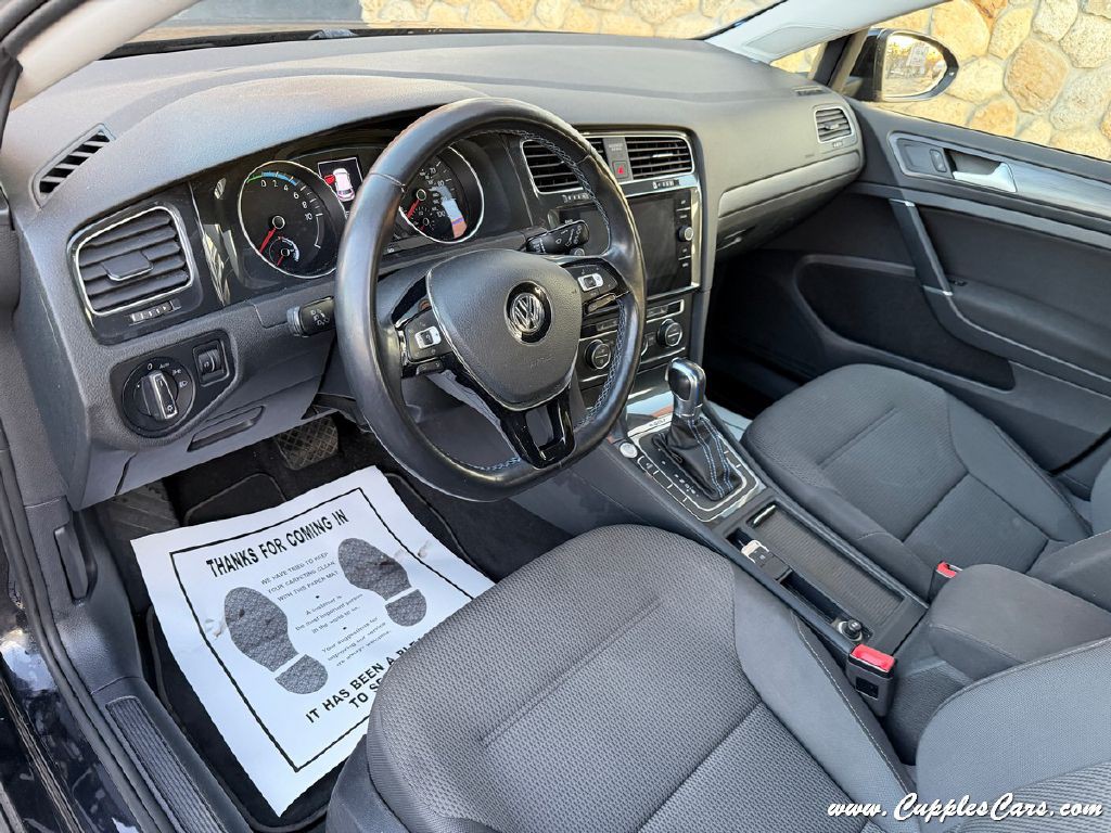 2019 Volkswagen Golf Image 5