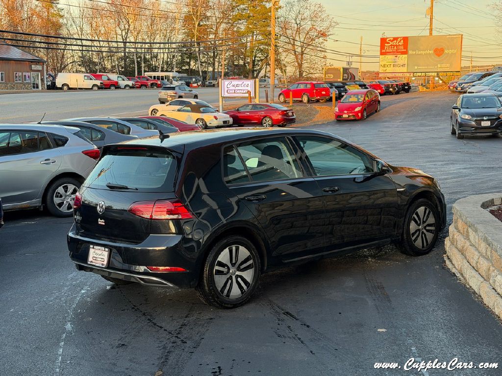 2019 Volkswagen Golf Image 9