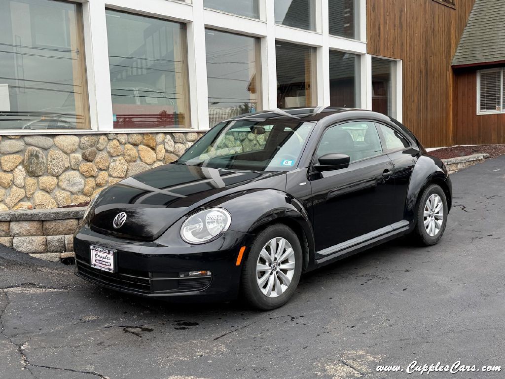 2016 Volkswagen Beetle Image 11