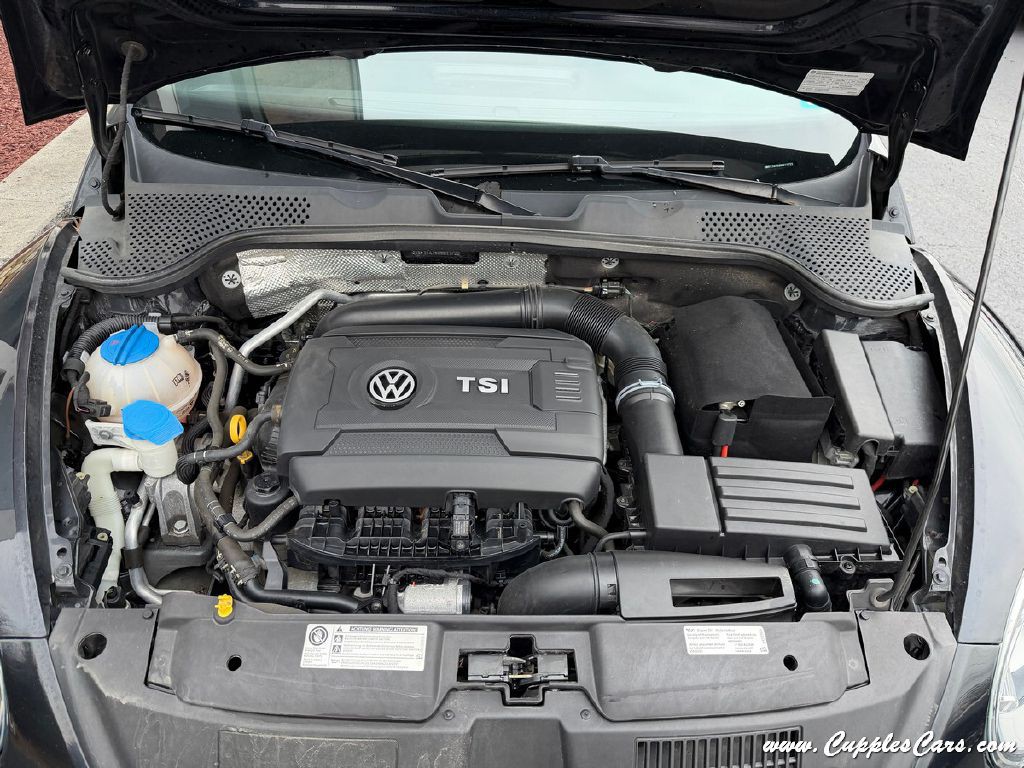 2016 Volkswagen Beetle Image 13
