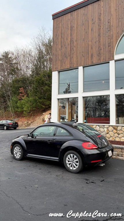 2016 Volkswagen Beetle Image 27