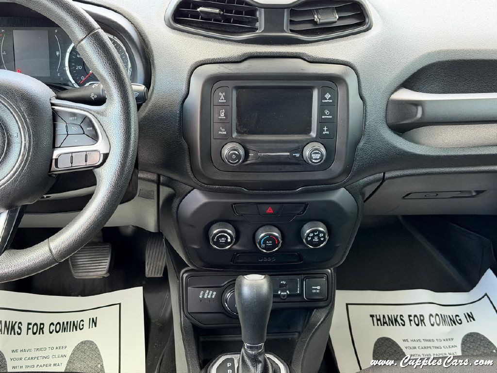 2019 Jeep Renegade Image 17