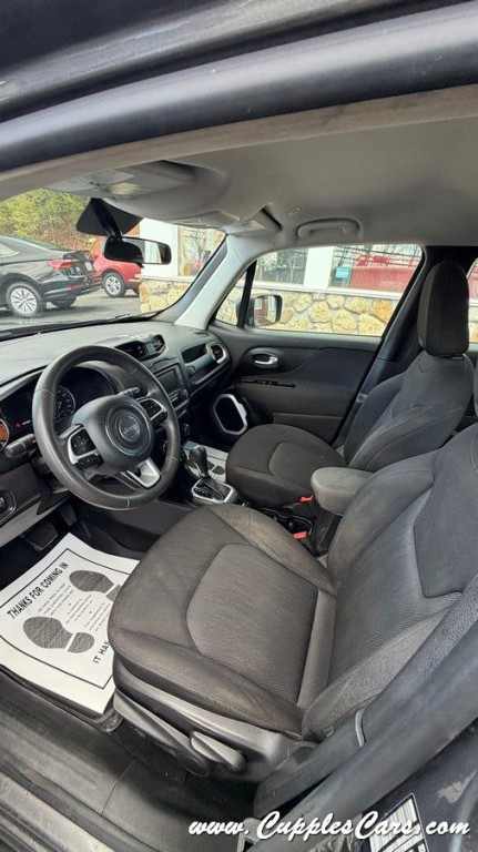 2019 Jeep Renegade Image 29