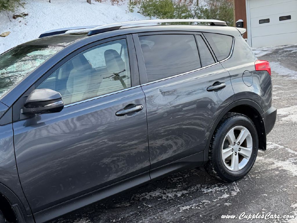 2013 Toyota Rav4 Image 35