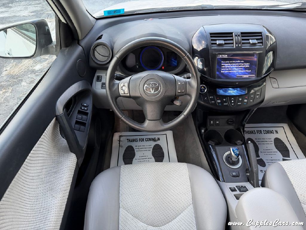 2014 Toyota Rav4 Image 16
