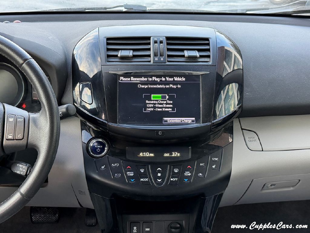 2014 Toyota Rav4 Image 17