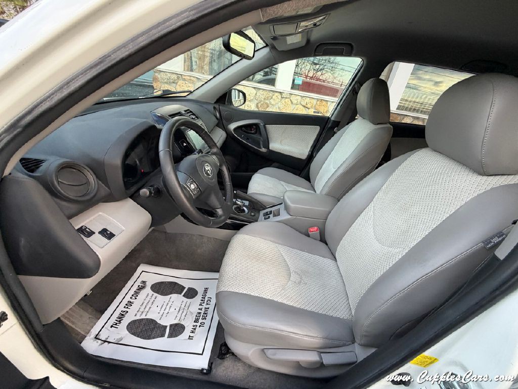 2014 Toyota Rav4 Image 23