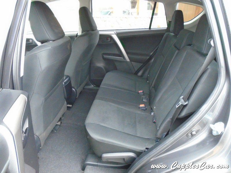 2017 Toyota Rav4 Image 6
