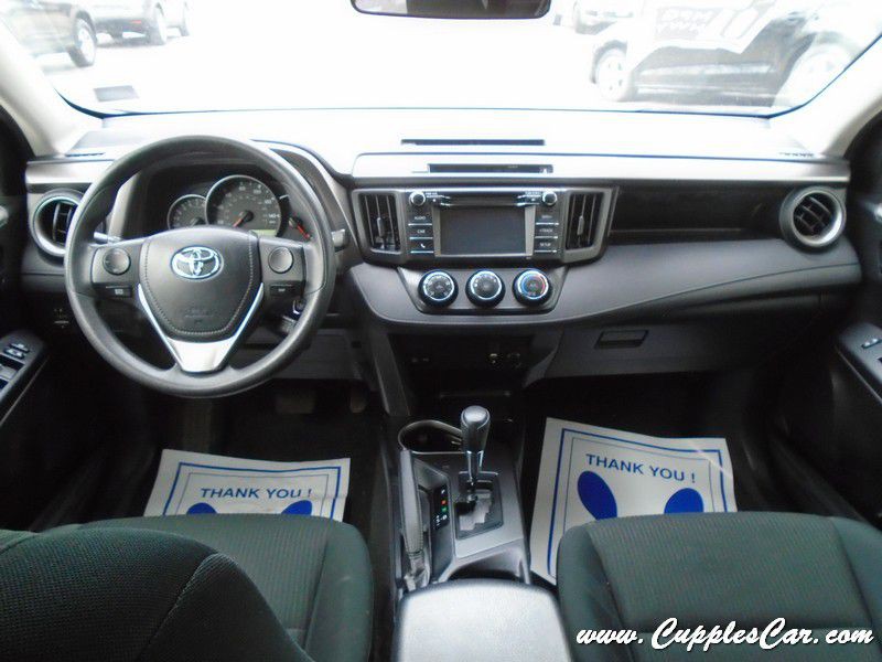 2017 Toyota Rav4 Image 13