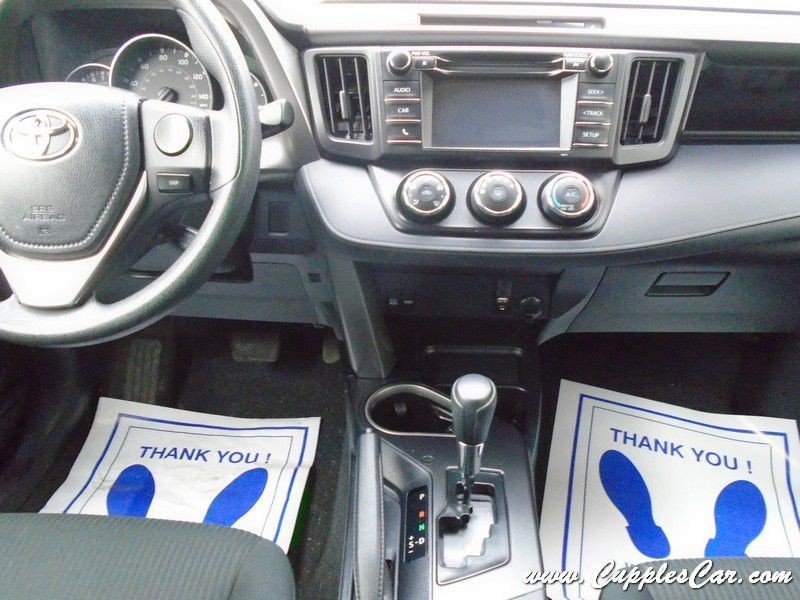 2017 Toyota Rav4 Image 16