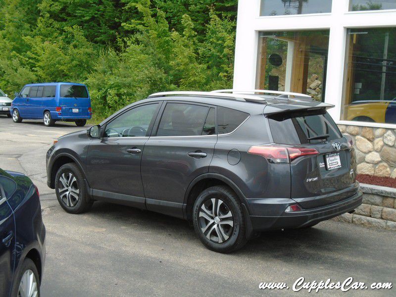 2017 Toyota Rav4 Image 21