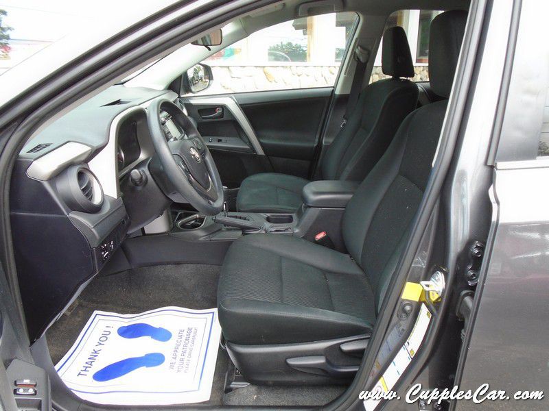 2017 Toyota Rav4 Image 22