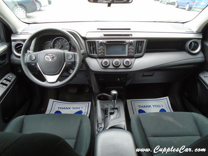 2017 Toyota Rav4 Image 32