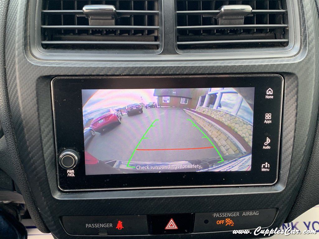 2016 Mitsubishi Outlander Image 21