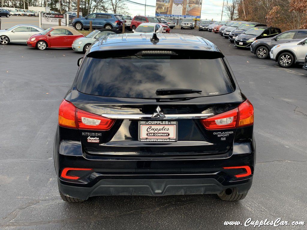 2016 Mitsubishi Outlander Image 28