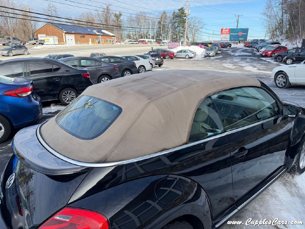 2014 Volkswagen Beetle Image 21