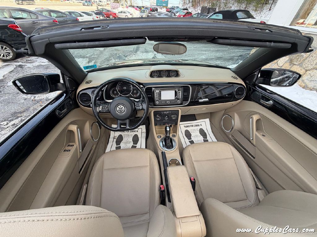 2014 Volkswagen Beetle Image 27