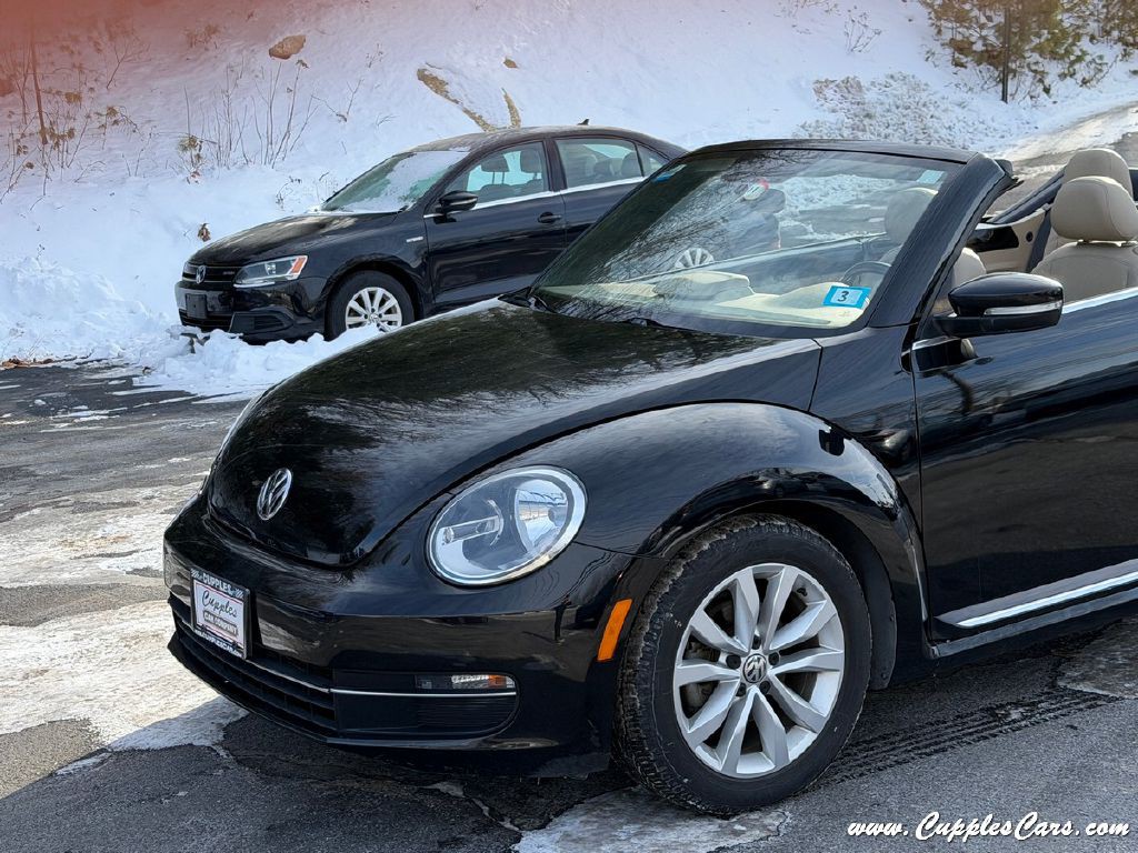 2014 Volkswagen Beetle Image 38
