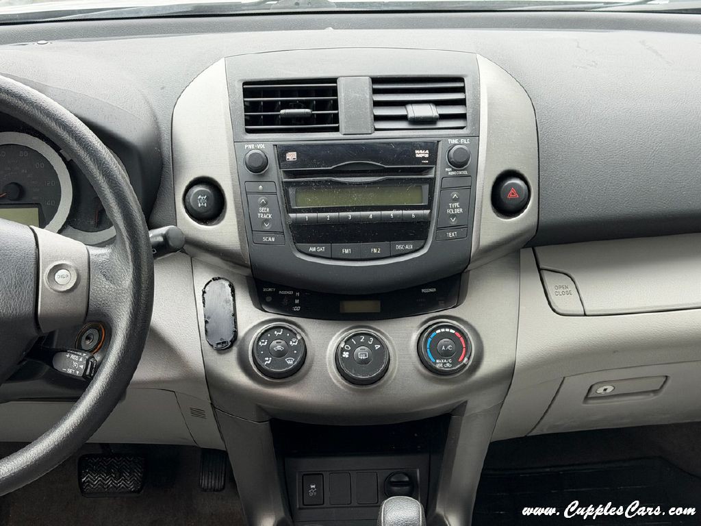 2010 Toyota Rav4 Image 17