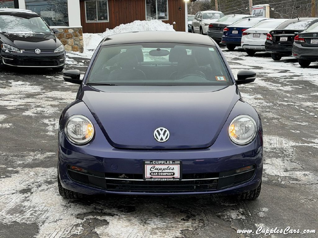 2014 Volkswagen Beetle Image 24