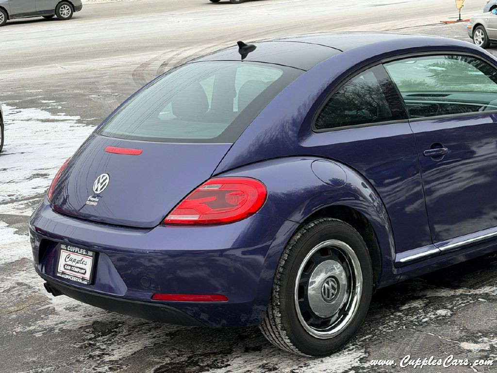 2014 Volkswagen Beetle Image 29