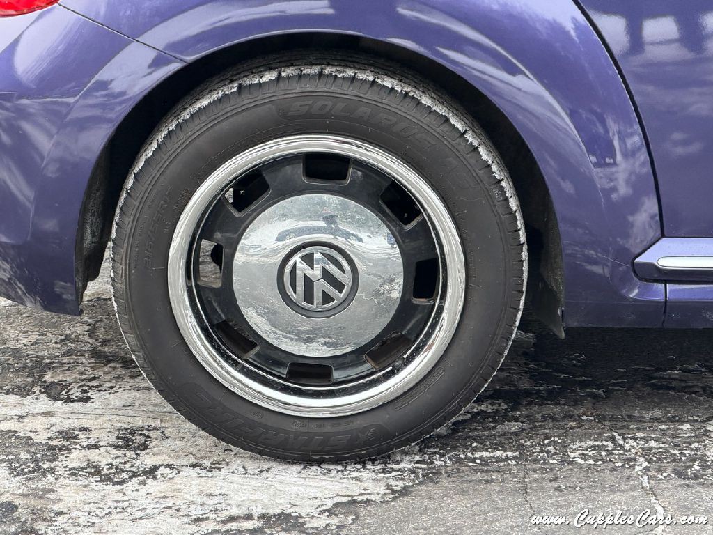 2014 Volkswagen Beetle Image 33