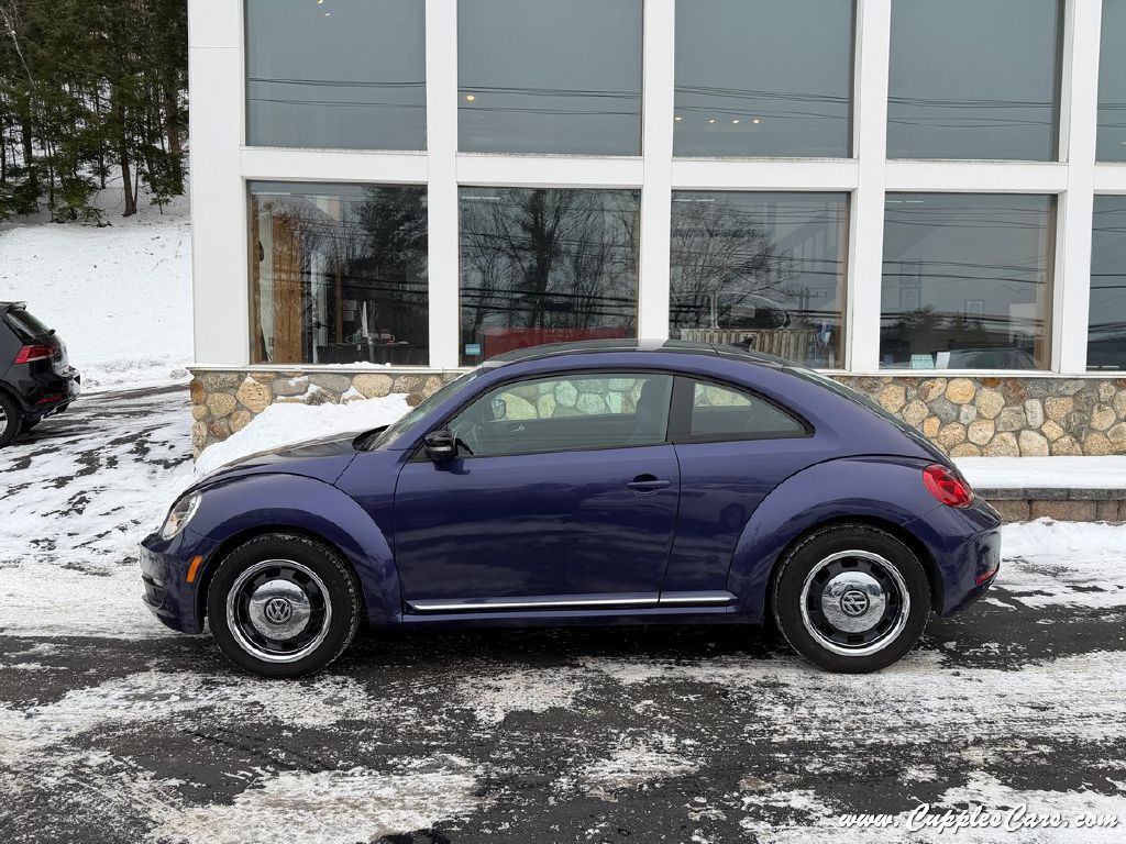 2014 Volkswagen Beetle Image 11