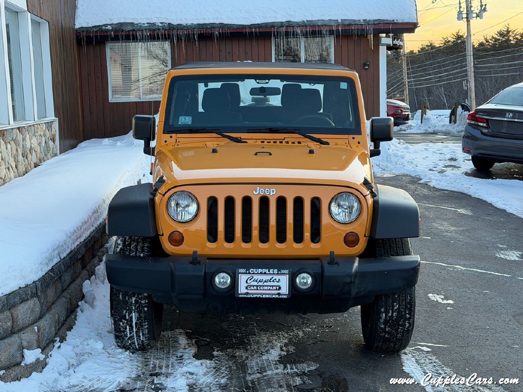2012 Jeep Wrangler Image 13