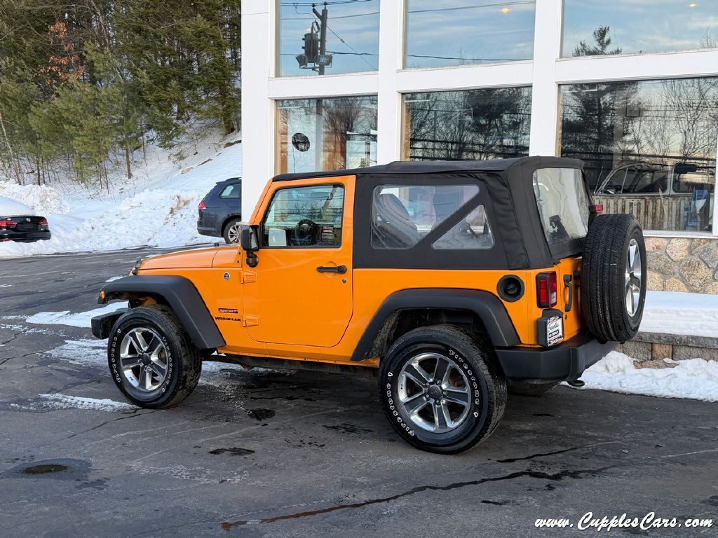 2012 Jeep Wrangler Image 3