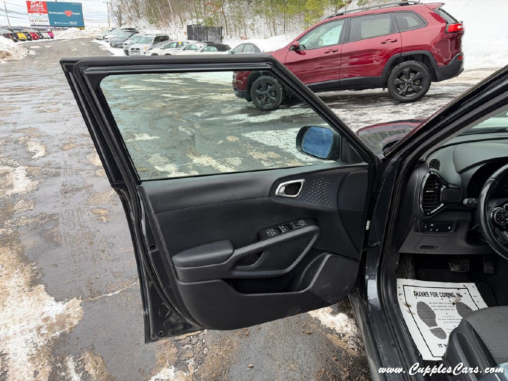 2020 Kia Soul Image 6