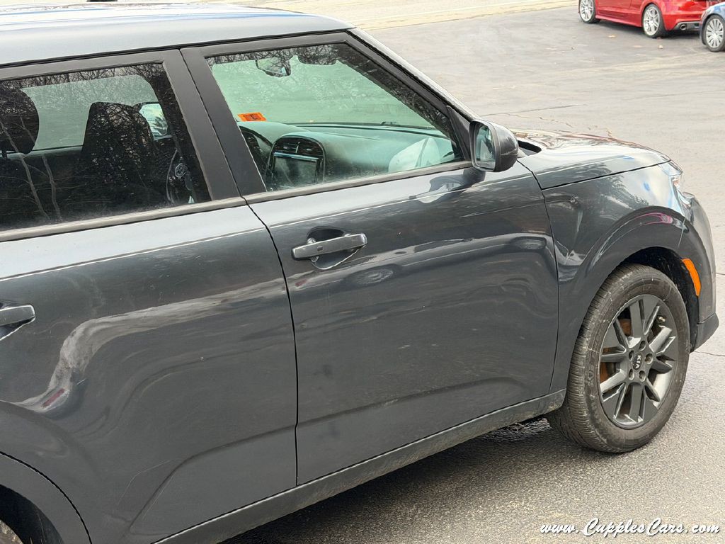 2020 Kia Soul Image 38