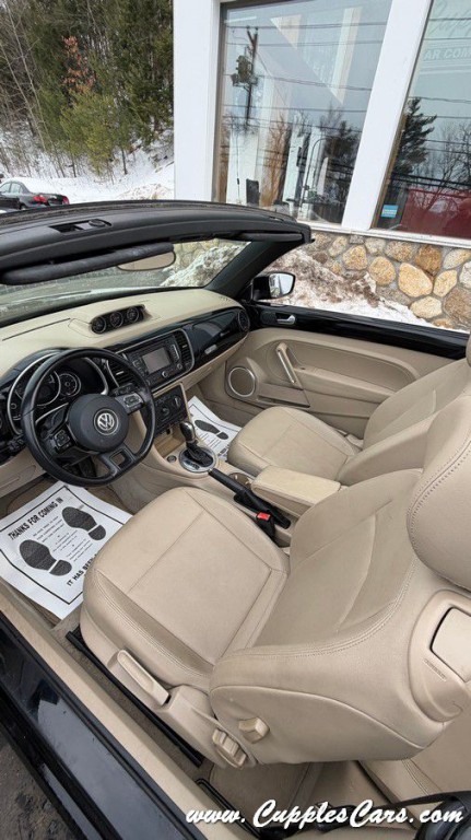 2014 Volkswagen Beetle Image 29