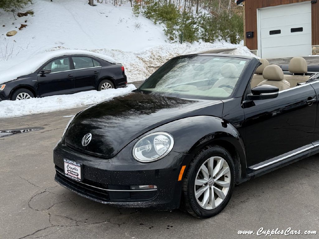 2014 Volkswagen Beetle Image 33