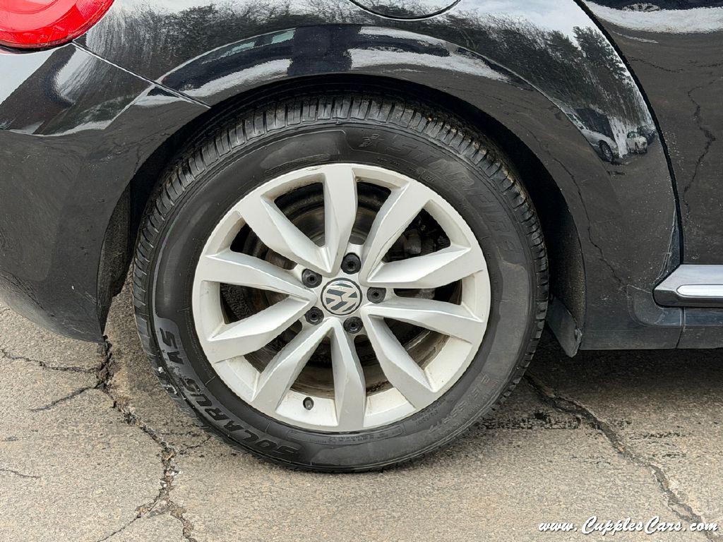 2014 Volkswagen Beetle Image 41