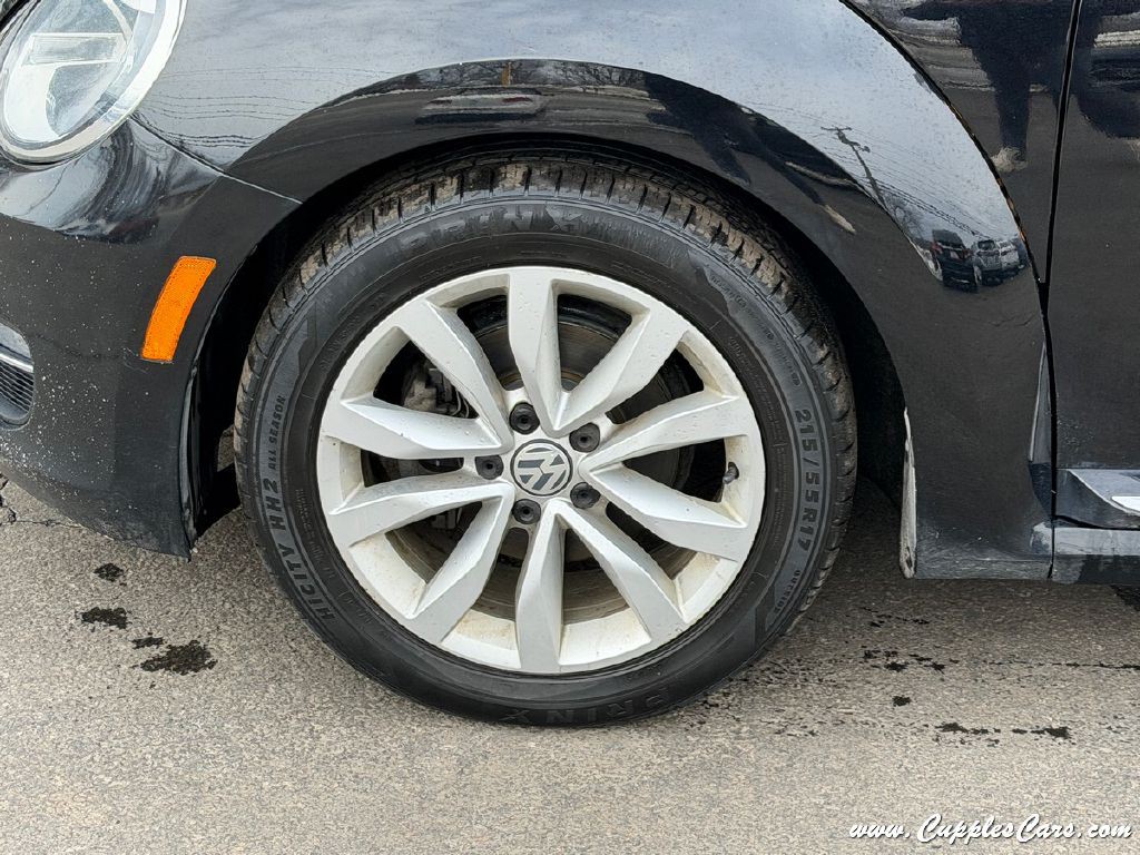 2014 Volkswagen Beetle Image 43