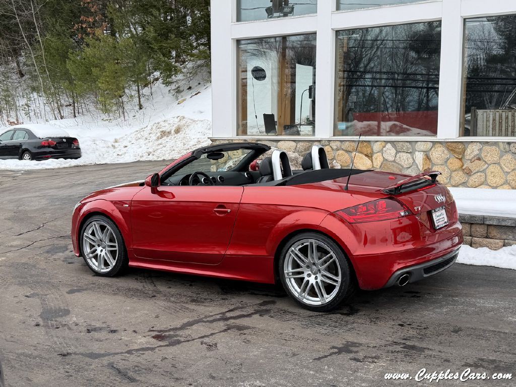 2011 Audi TT Image 2