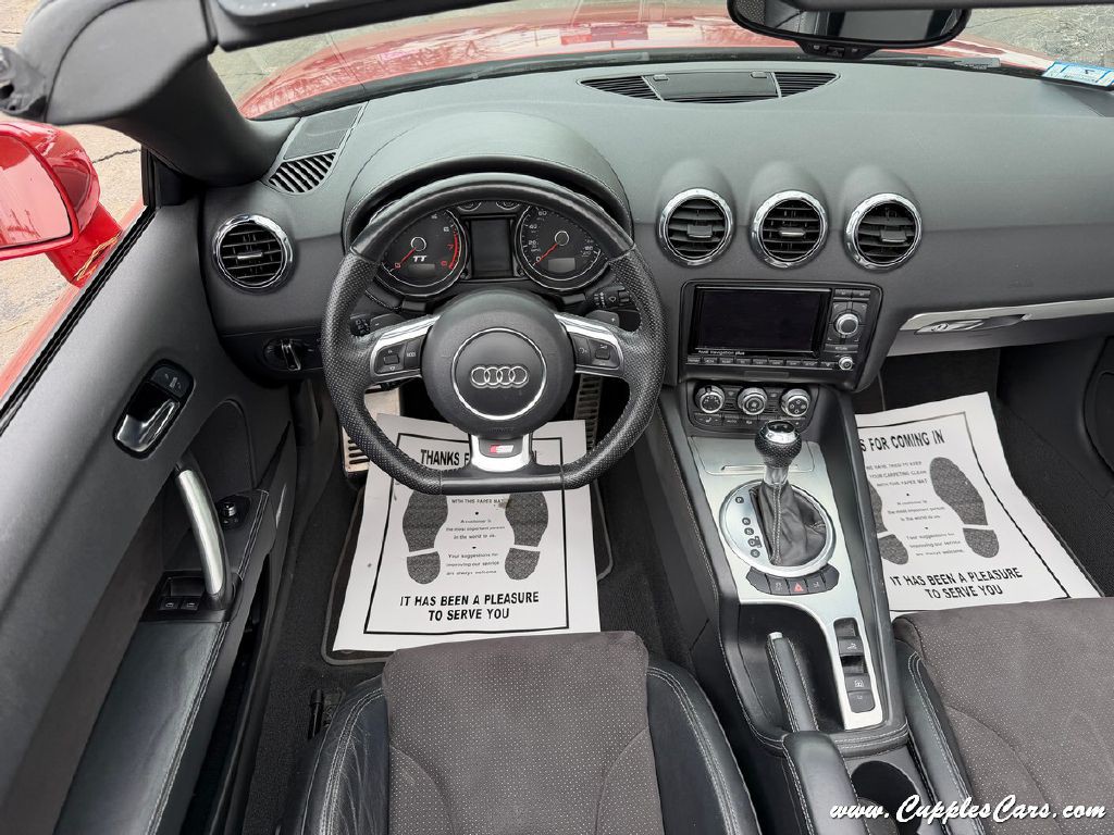 2011 Audi TT Image 15