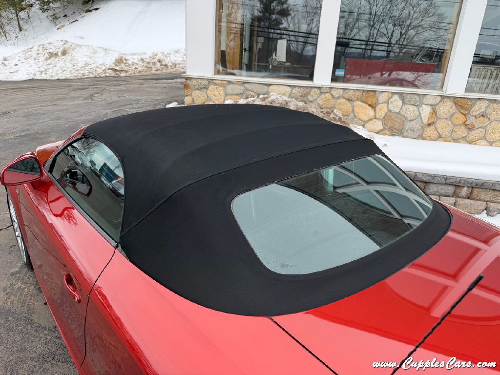 2011 Audi TT Image 25