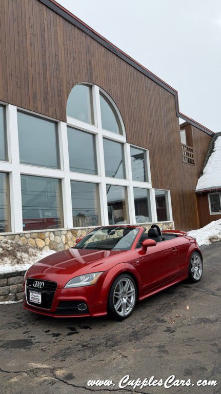 2011 Audi TT Image 28