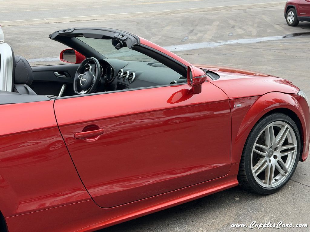 2011 Audi TT Image 40